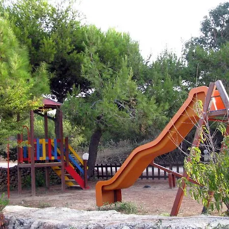 Remetzo Village Hotel 4*