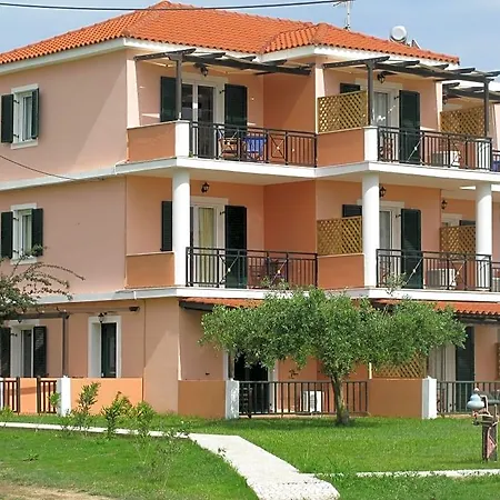 Remetzo Village מלון 4*