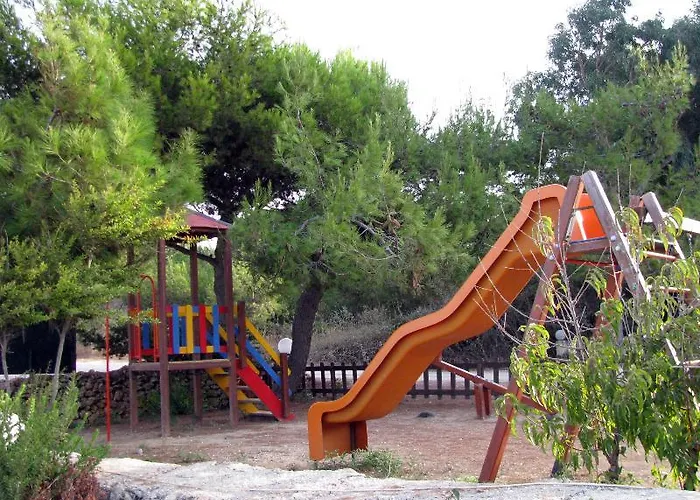 Remetzo Village Hotel 4*