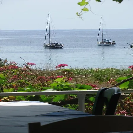 Remetzo Village 酒店